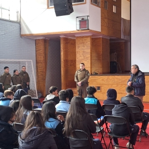 Charla de Carabineros